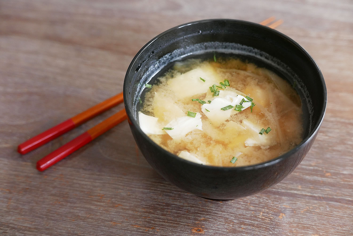 Japanese Miso Soup - Miso Shiru with Tofu